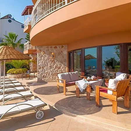 Sleeps 10 Pool Wifi