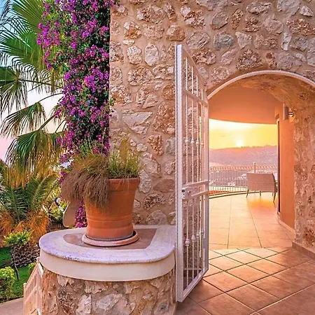 Sleeps 10 Pool Wifi Kalkan